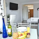 Edificio Seguro De Sol, Puerto La Cruz, Islas Canarias Tenerife Apartment