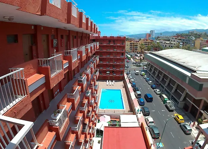 Edificio Seguro De Sol, Puerto La Cruz, Islas Canarias Tenerife *